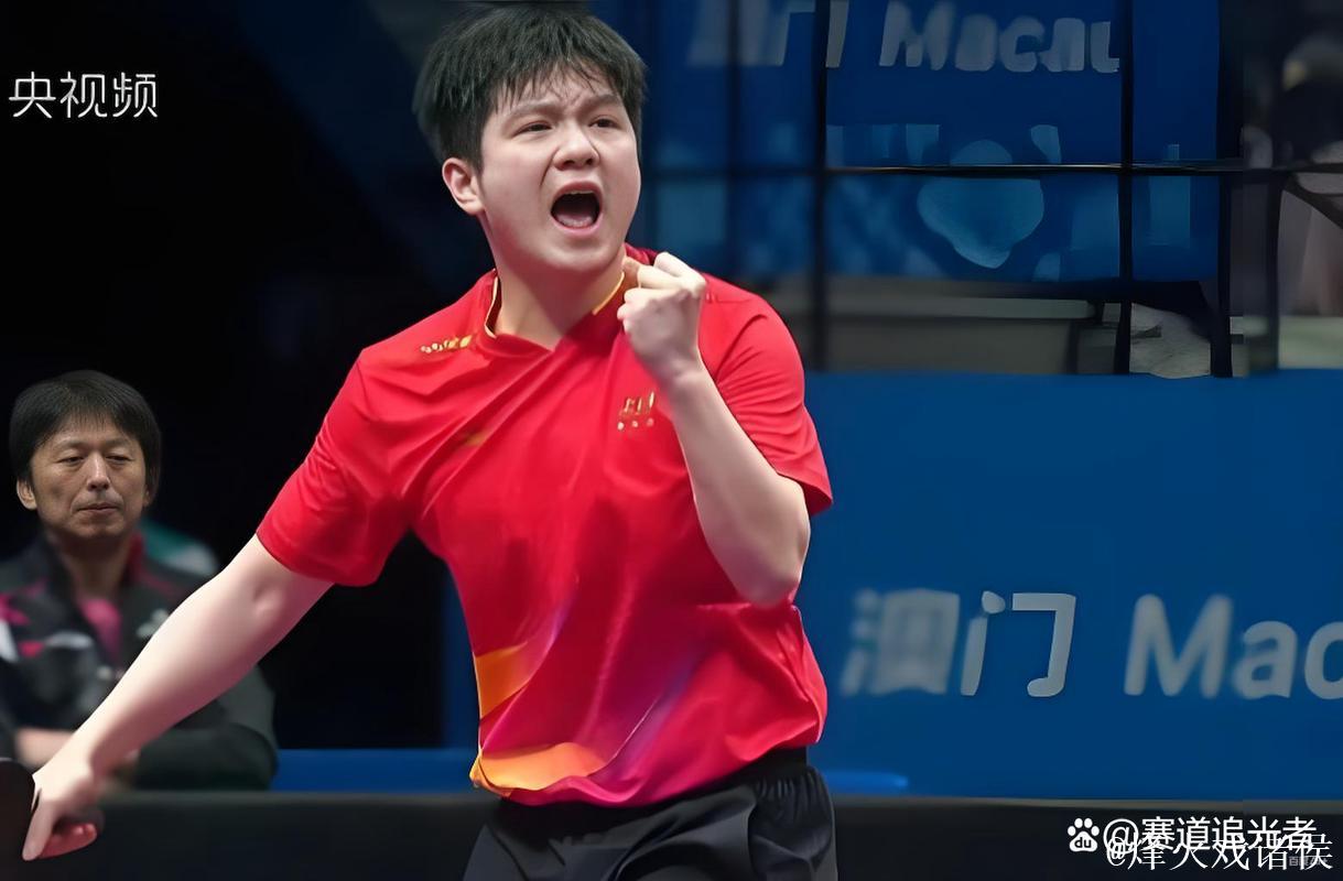 樊振东3-2力克梁靖崑 上海击败河北挺进男团半决赛